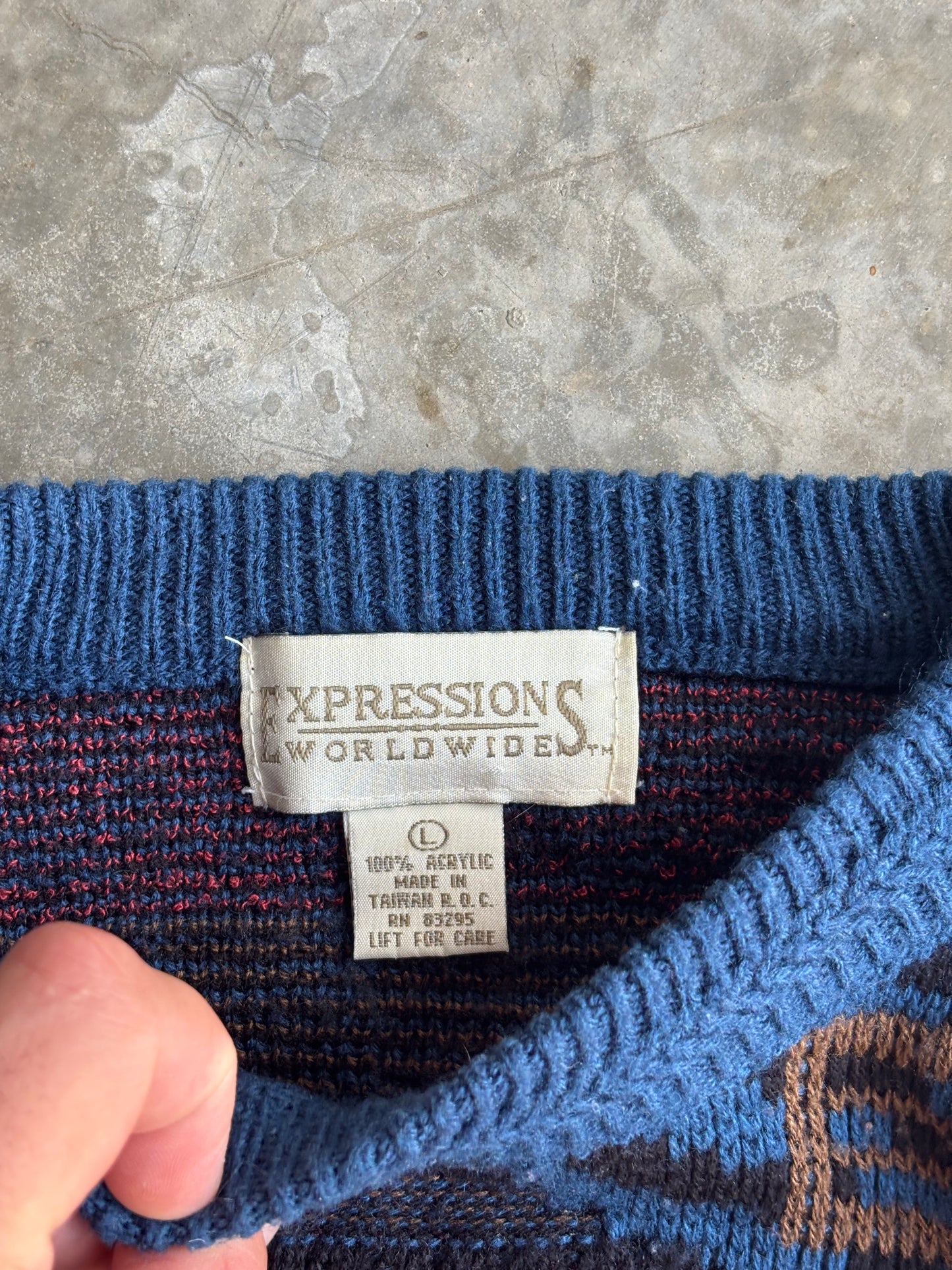 Expressions Sweater - M