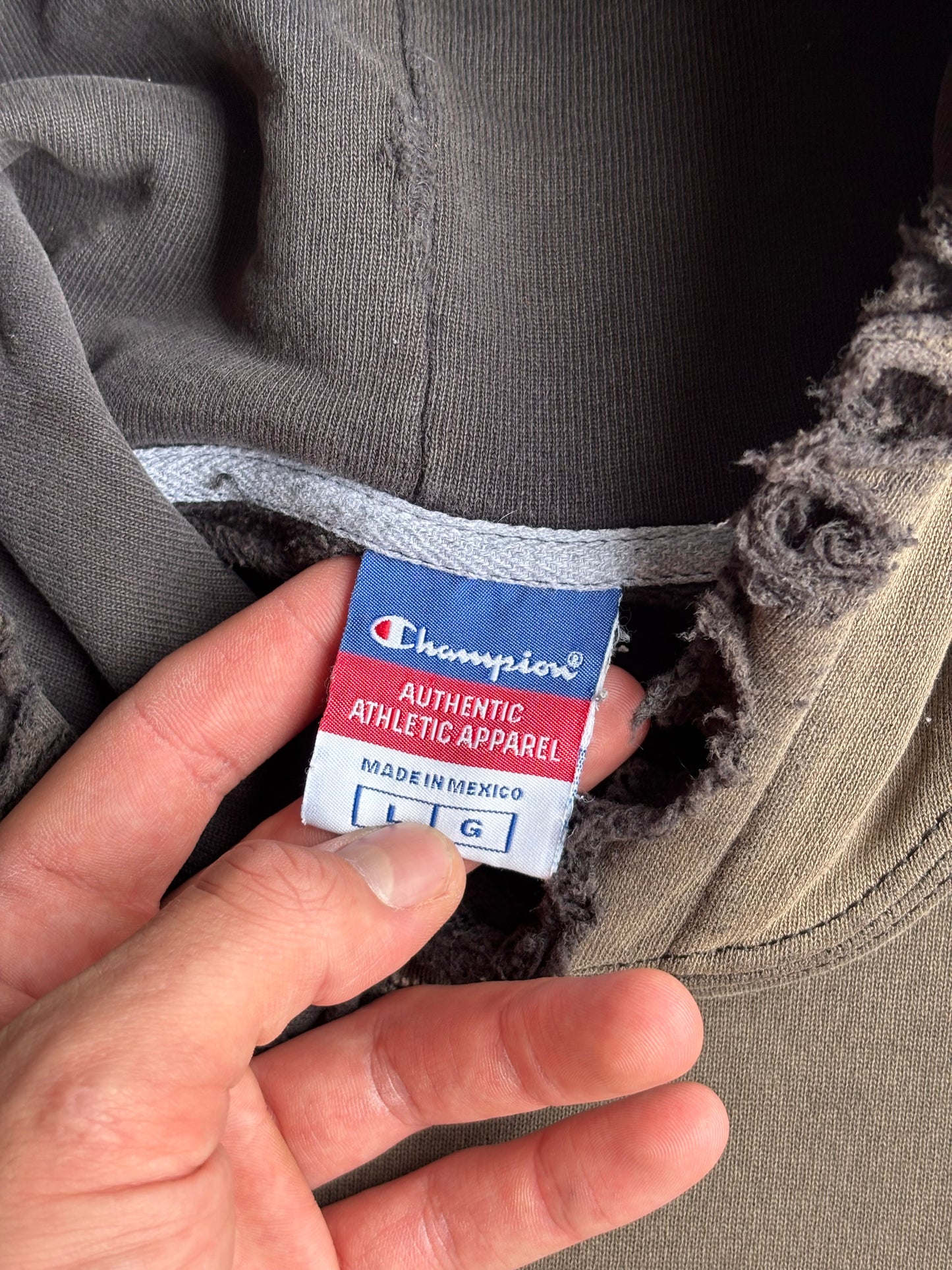Thrashed and Faded Champion Hoodie - L