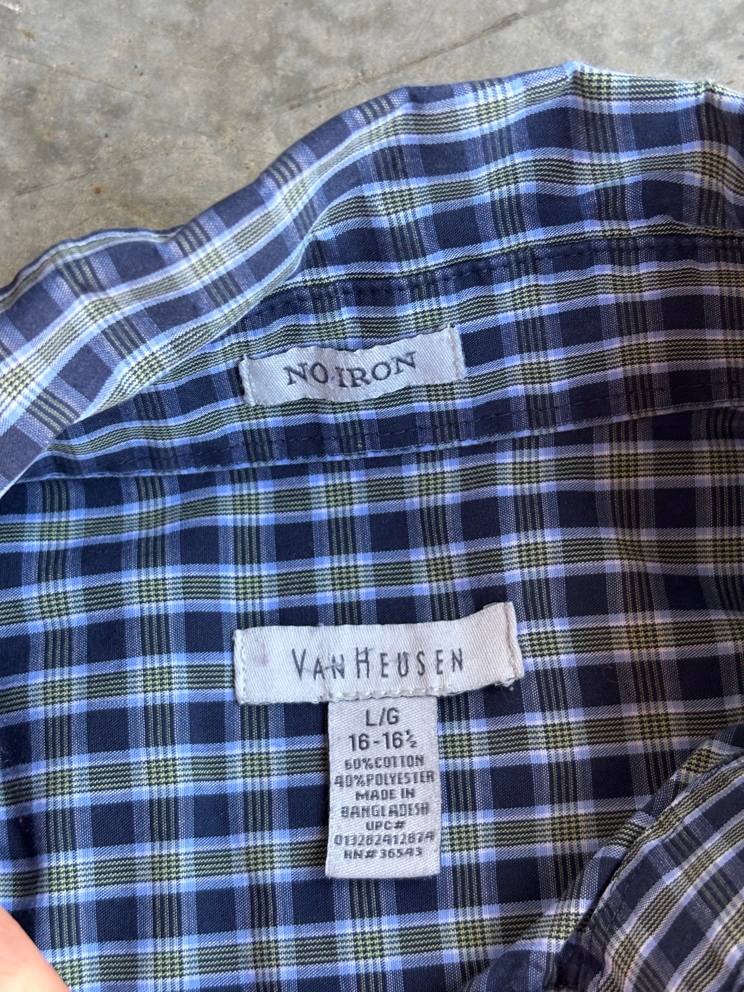 Van Heusen Cropped Flannel - L