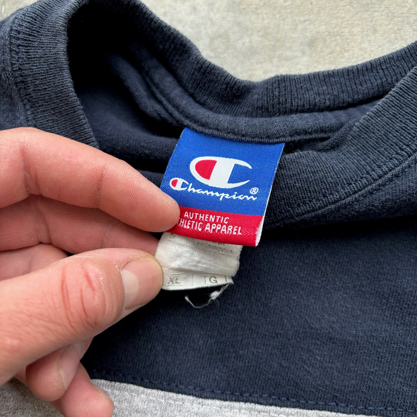 Champion Shirt - XL