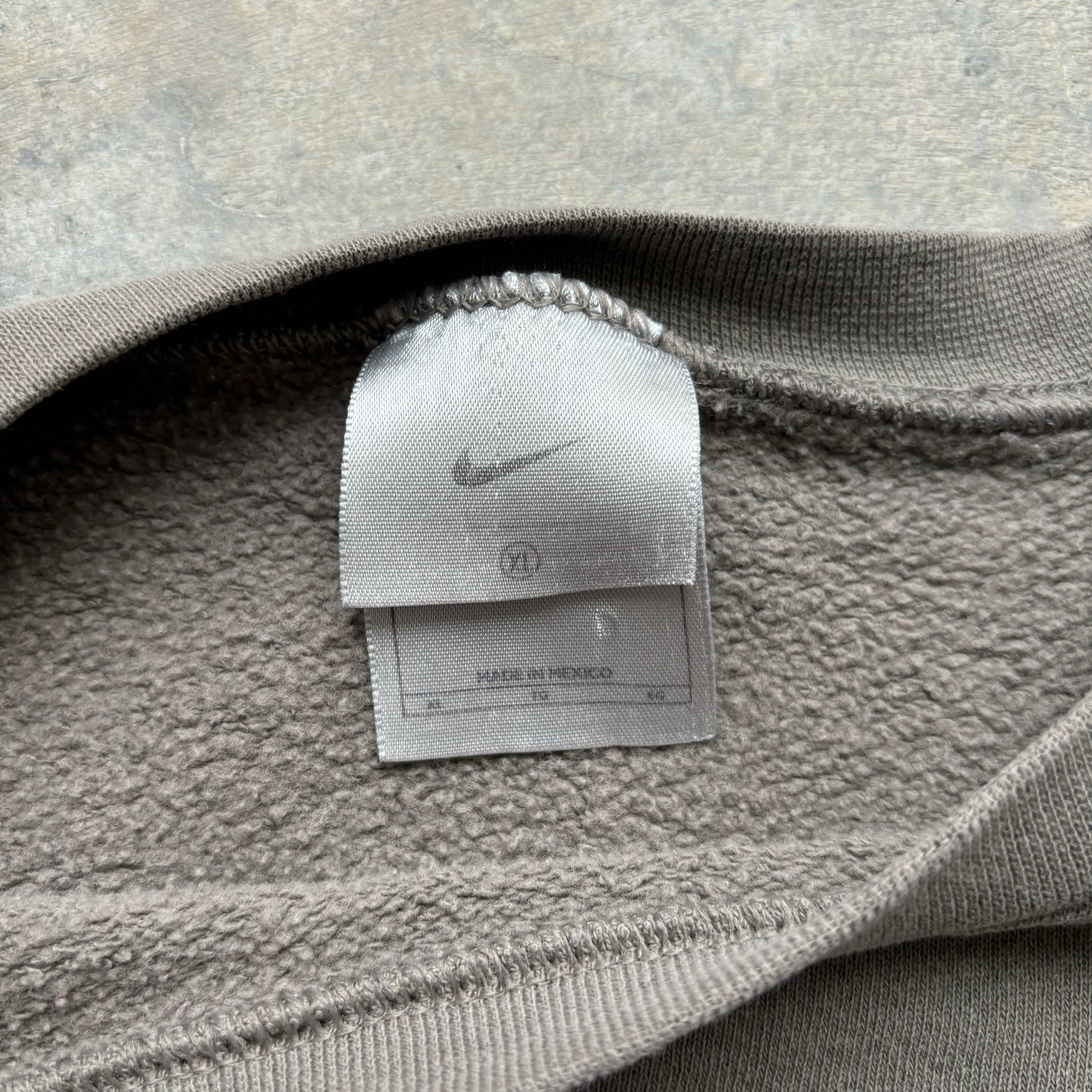 Nike Crewneck - XL