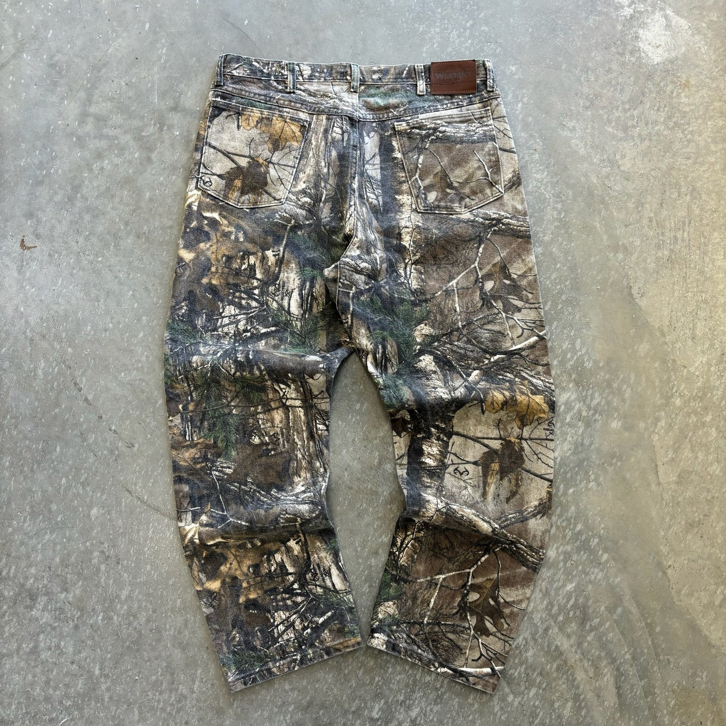 Wrangler Realtree Camo Pants 38x30”