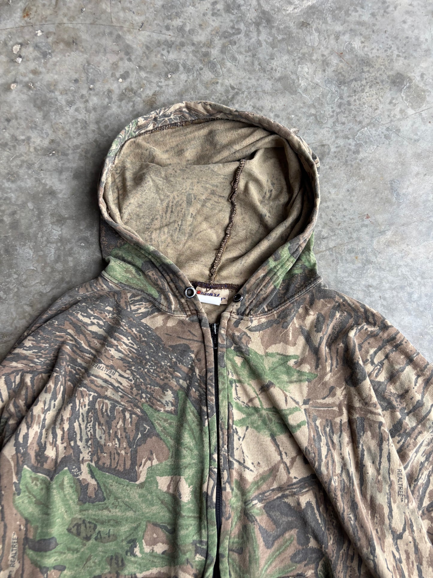 Realtree Camo Hooded Zip Up Long Sleeve - L
