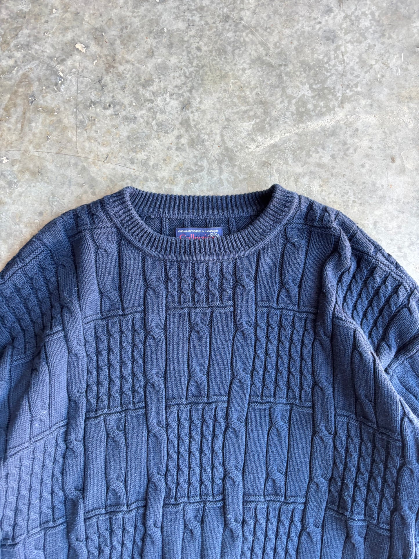 Roundtree & Yorke Sweater - XL
