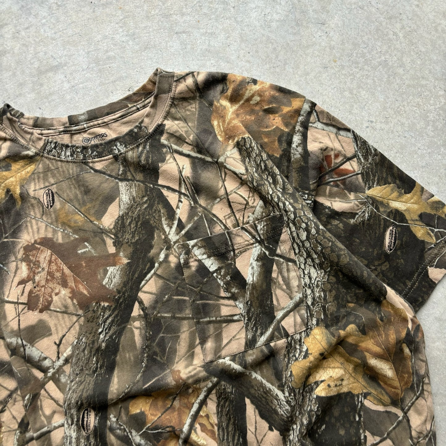 Realtree Camo Shirt - XXL