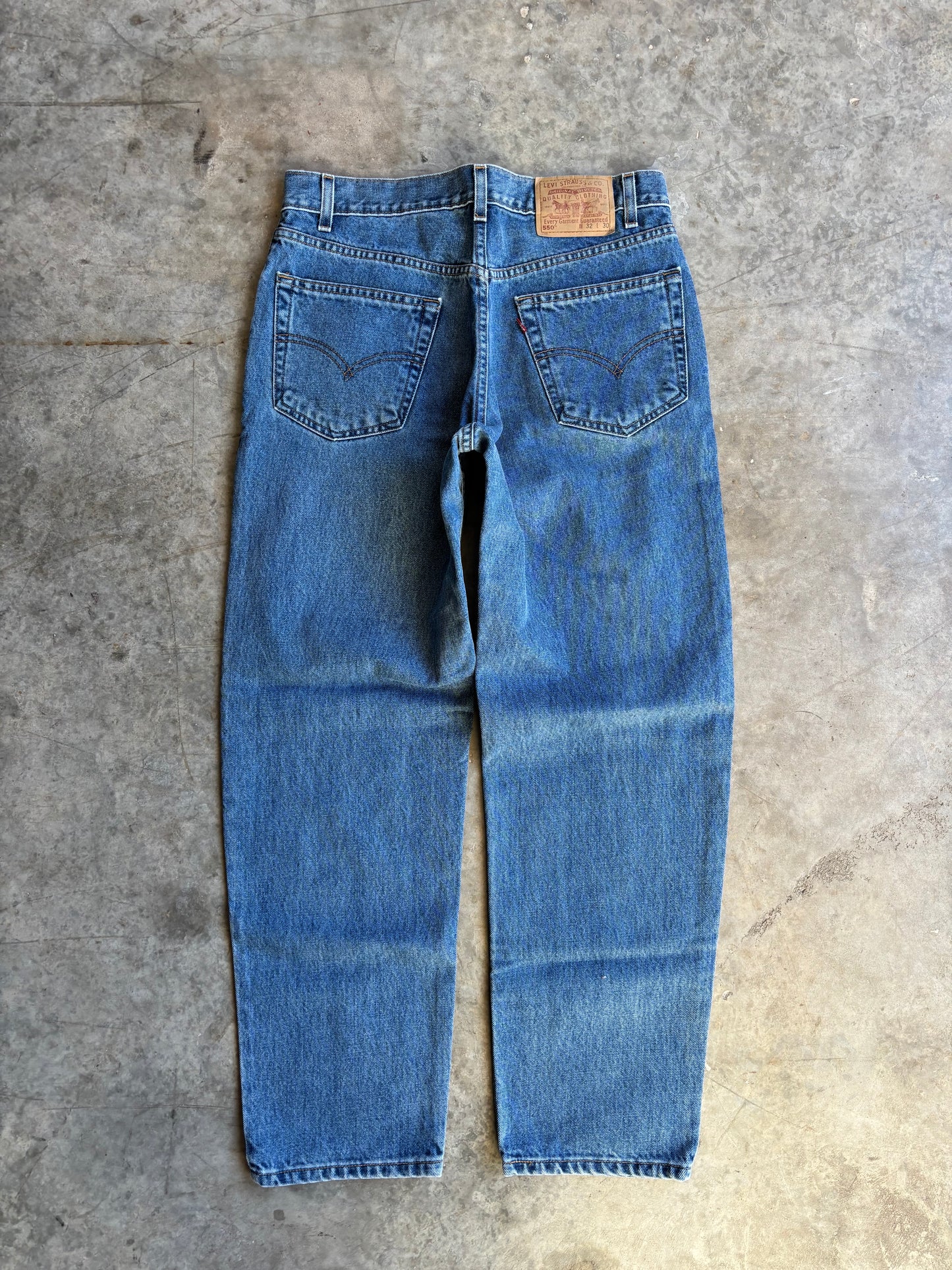 Levi's 550 Jeans - 32x30"