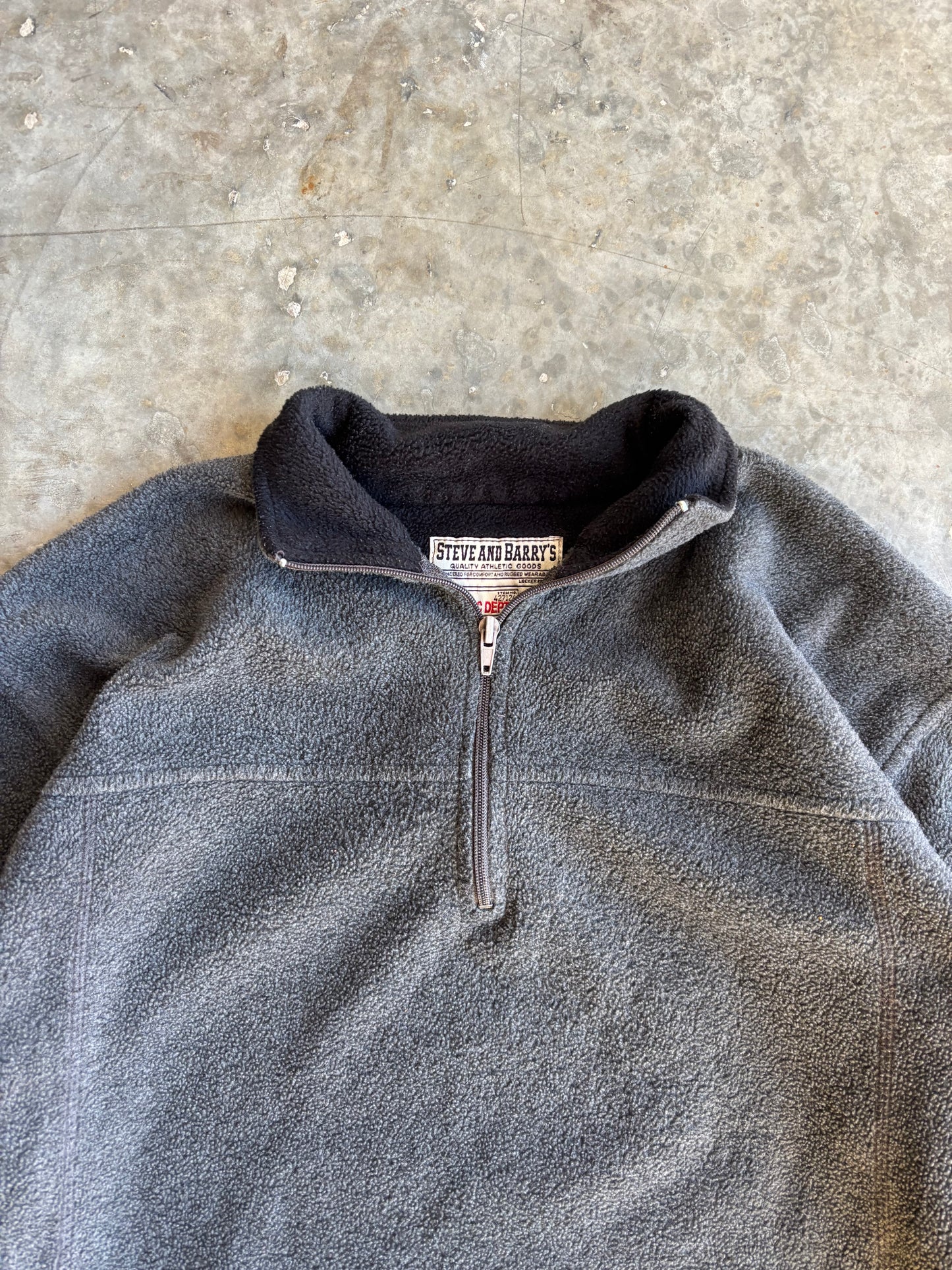 Steve And Barry's Quarter Zip Fleece - XL