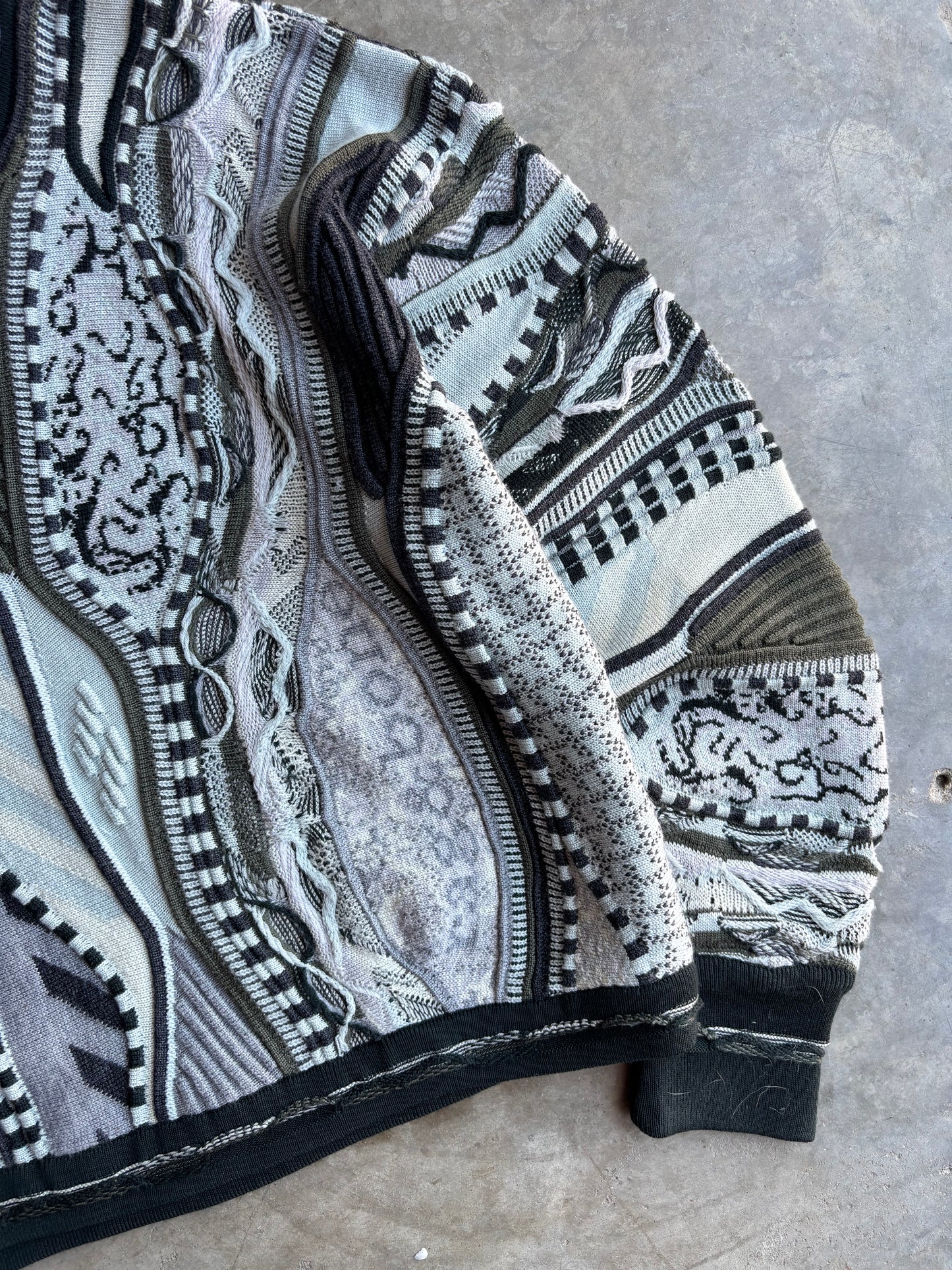 Women's Coogi Sweater - S