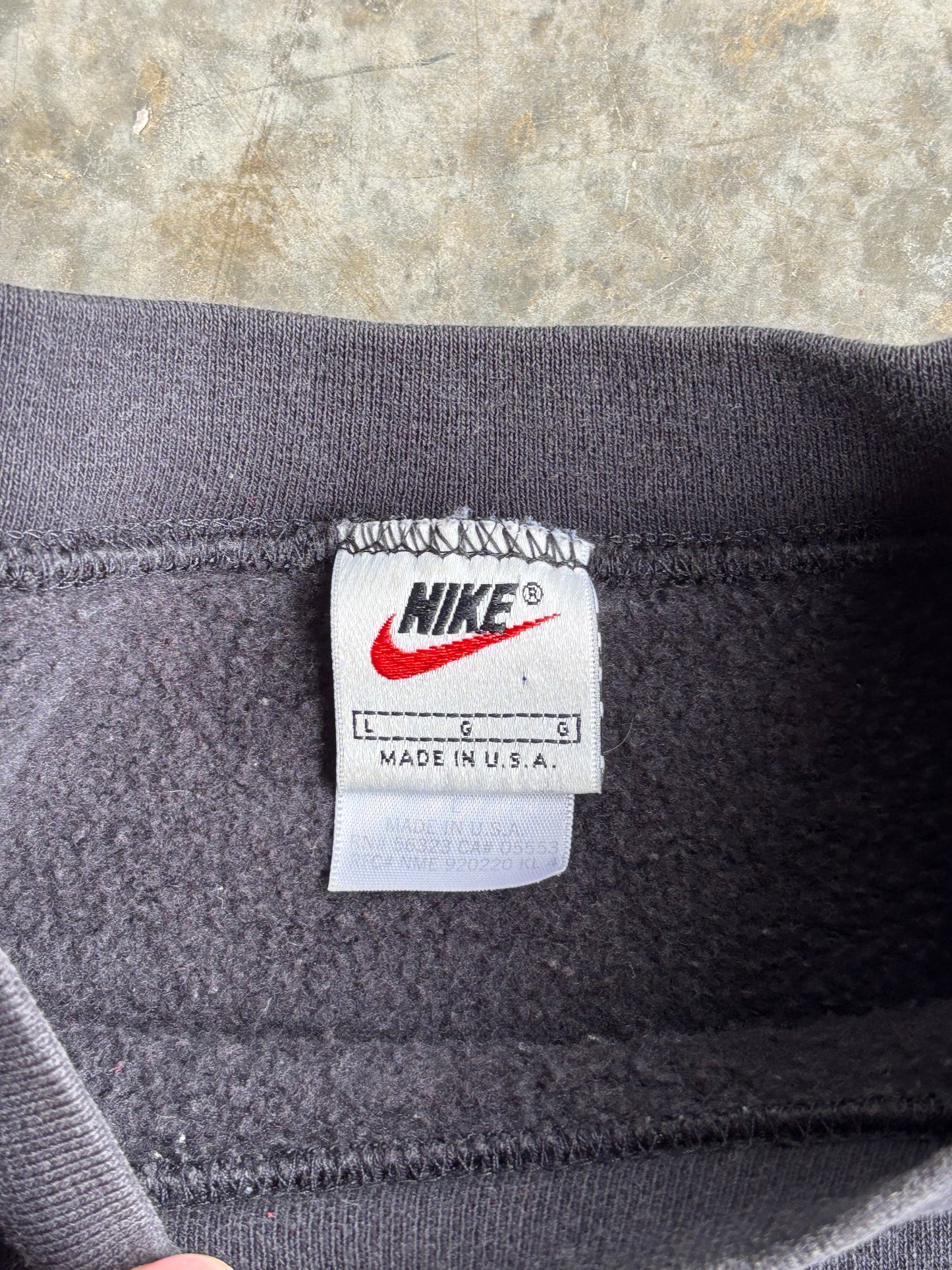 Nike Spell Out Crewneck - L