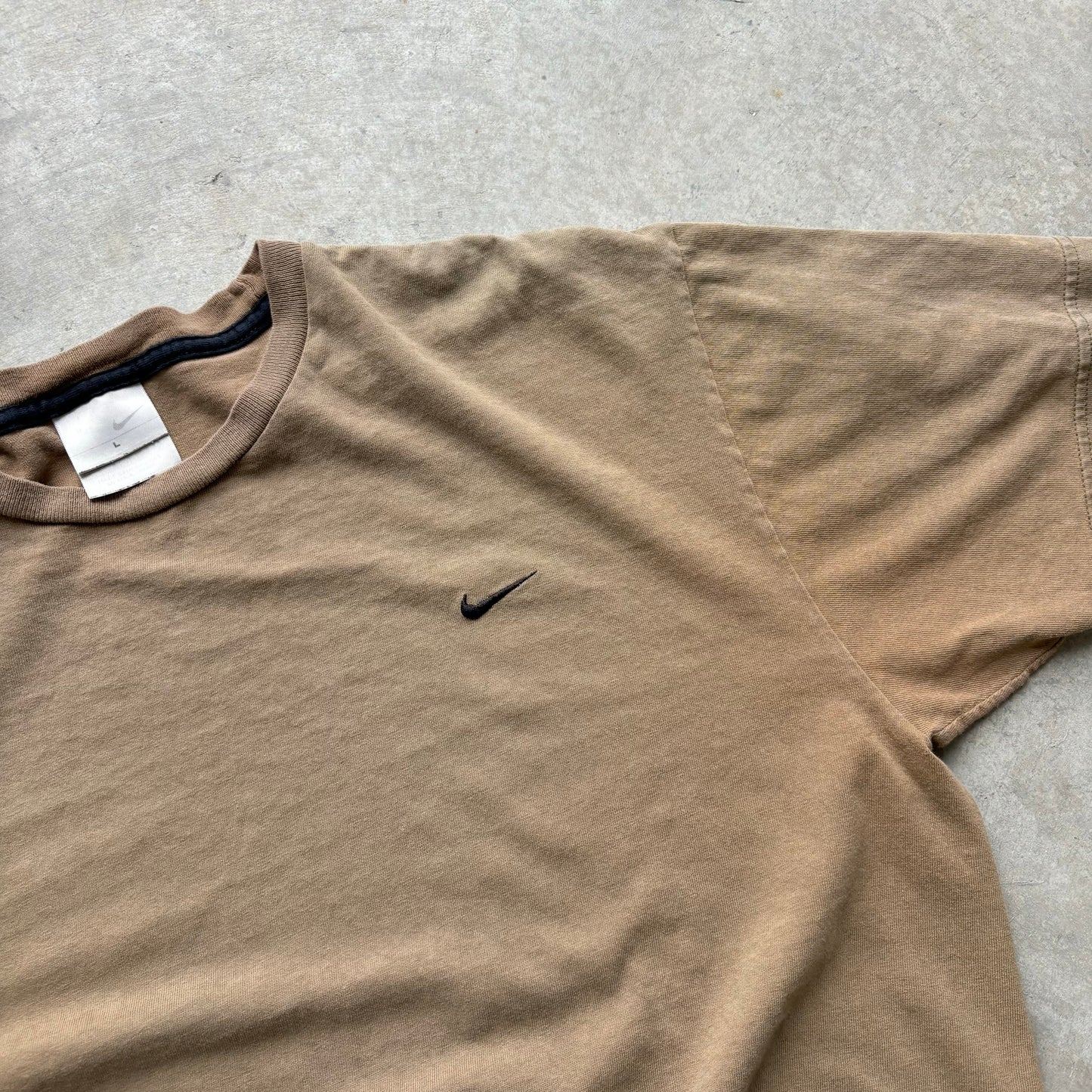 Nike Shirt - L