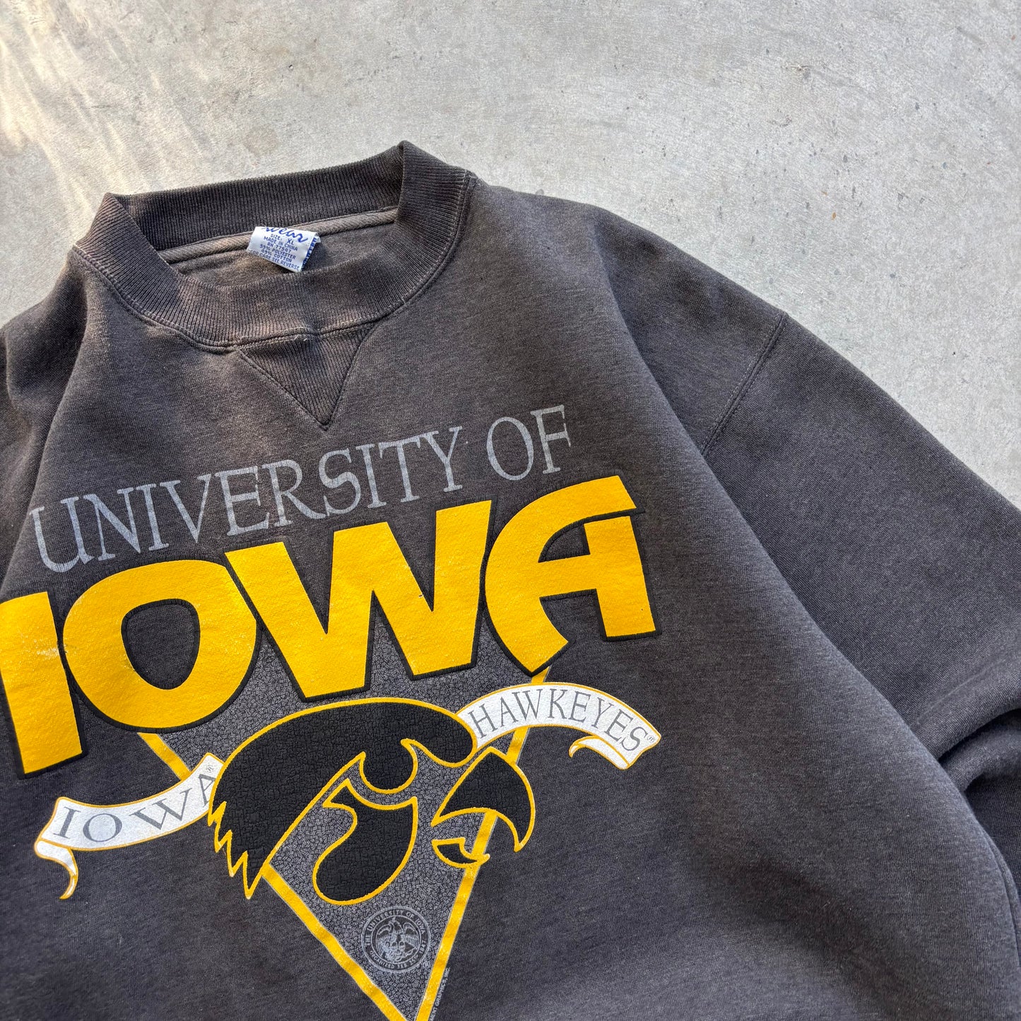 Iowa Hawkeyes Crewneck - XL