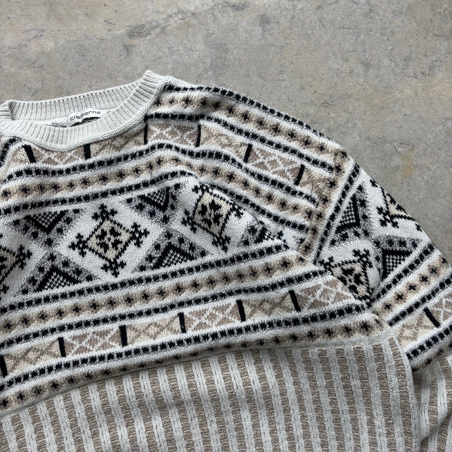 Claiborne Sweater - M