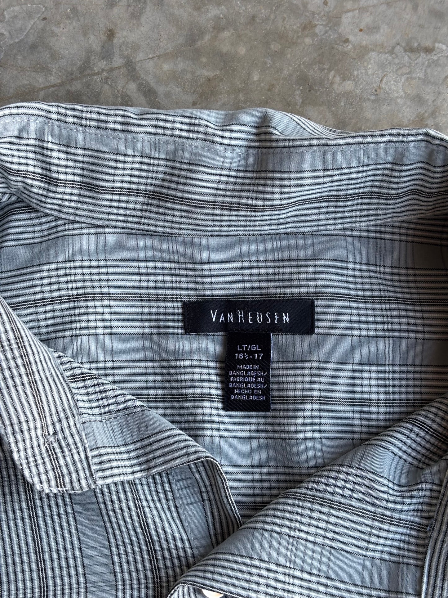 Van Heusen Cropped Flannel - L