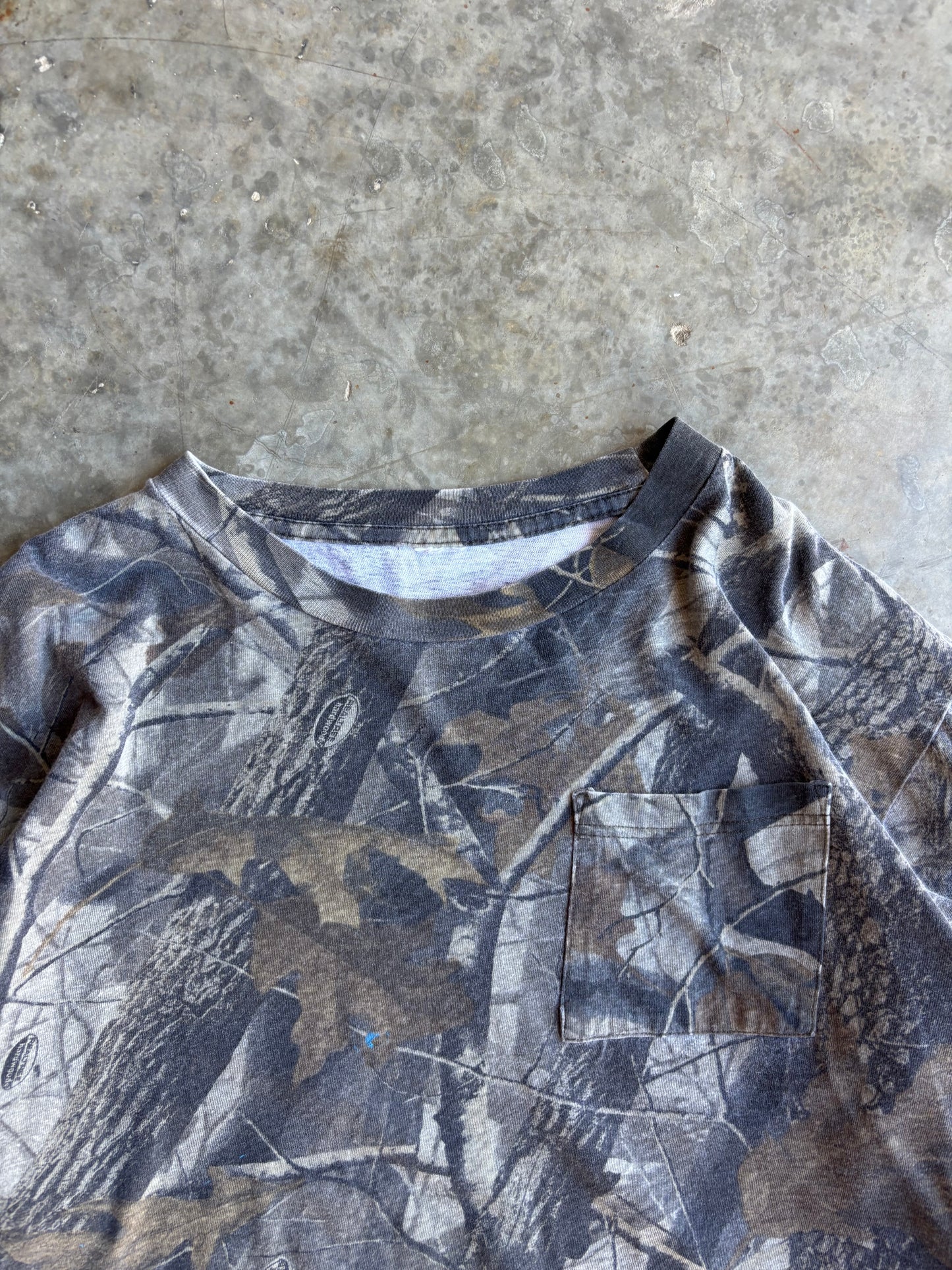 Realtree Camo Long Sleeve Shirt - XXL