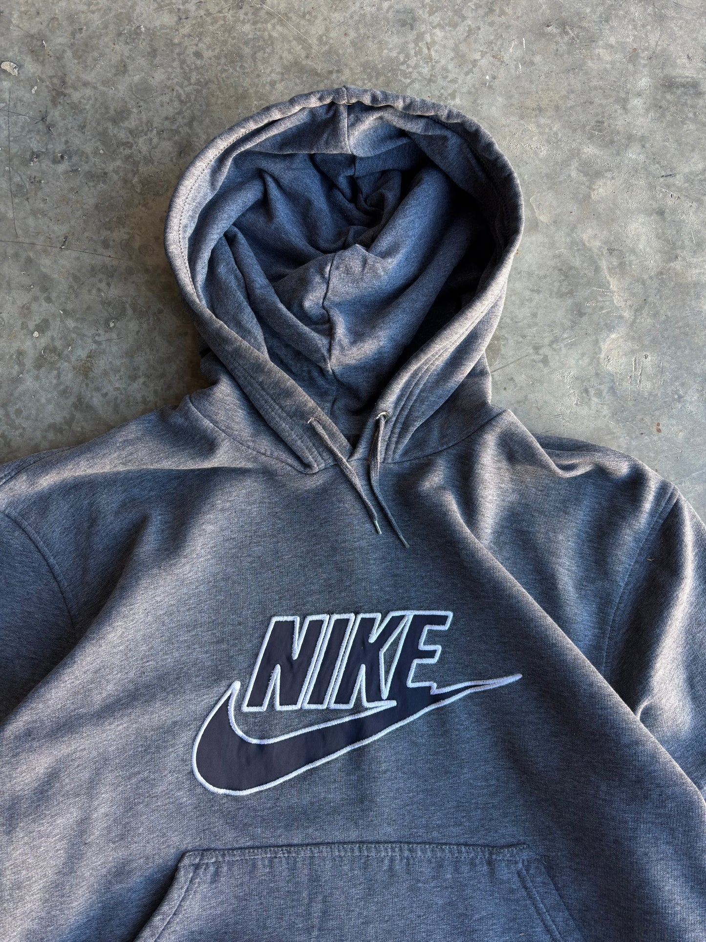 Nike Hoodie - L