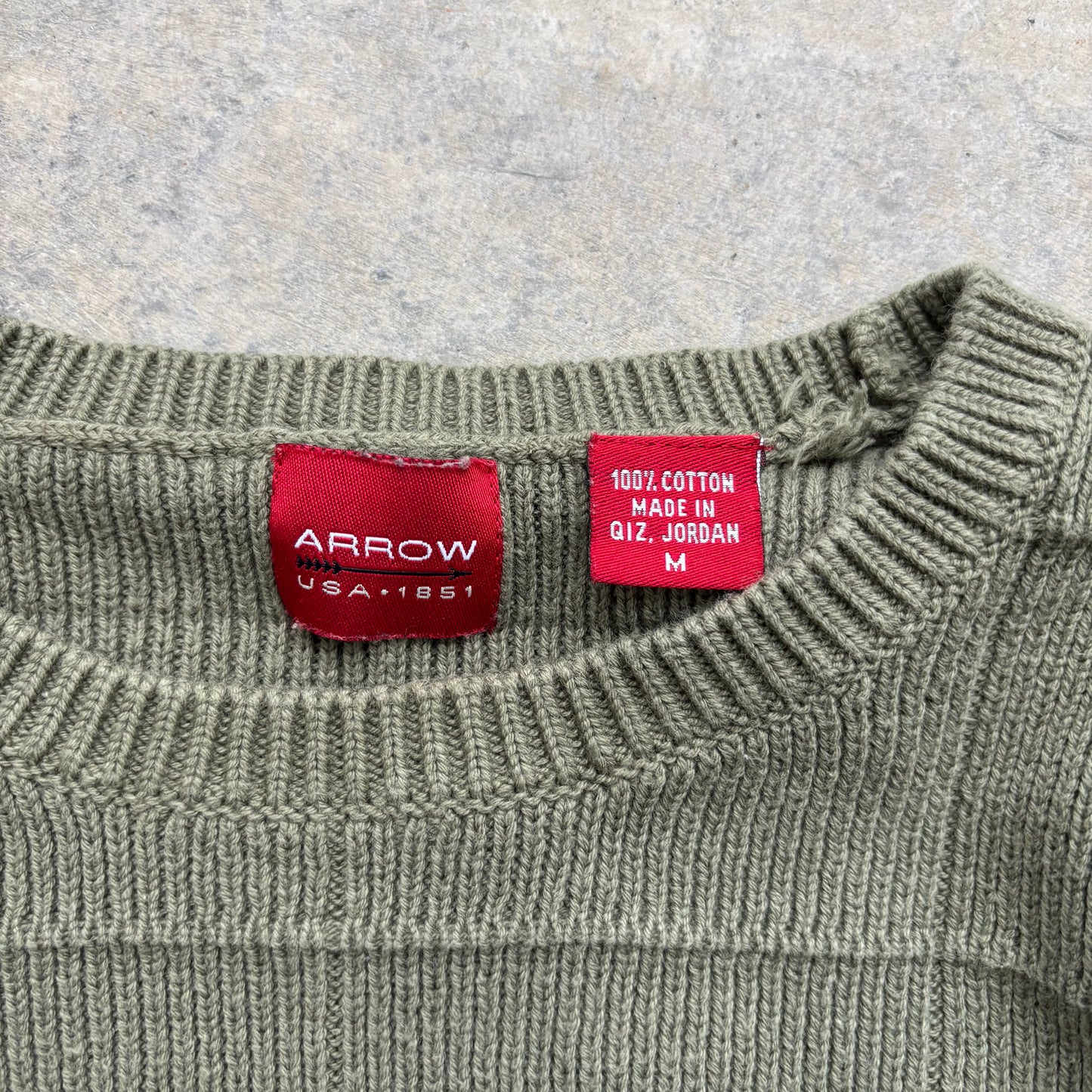 Arrow Sweater - M