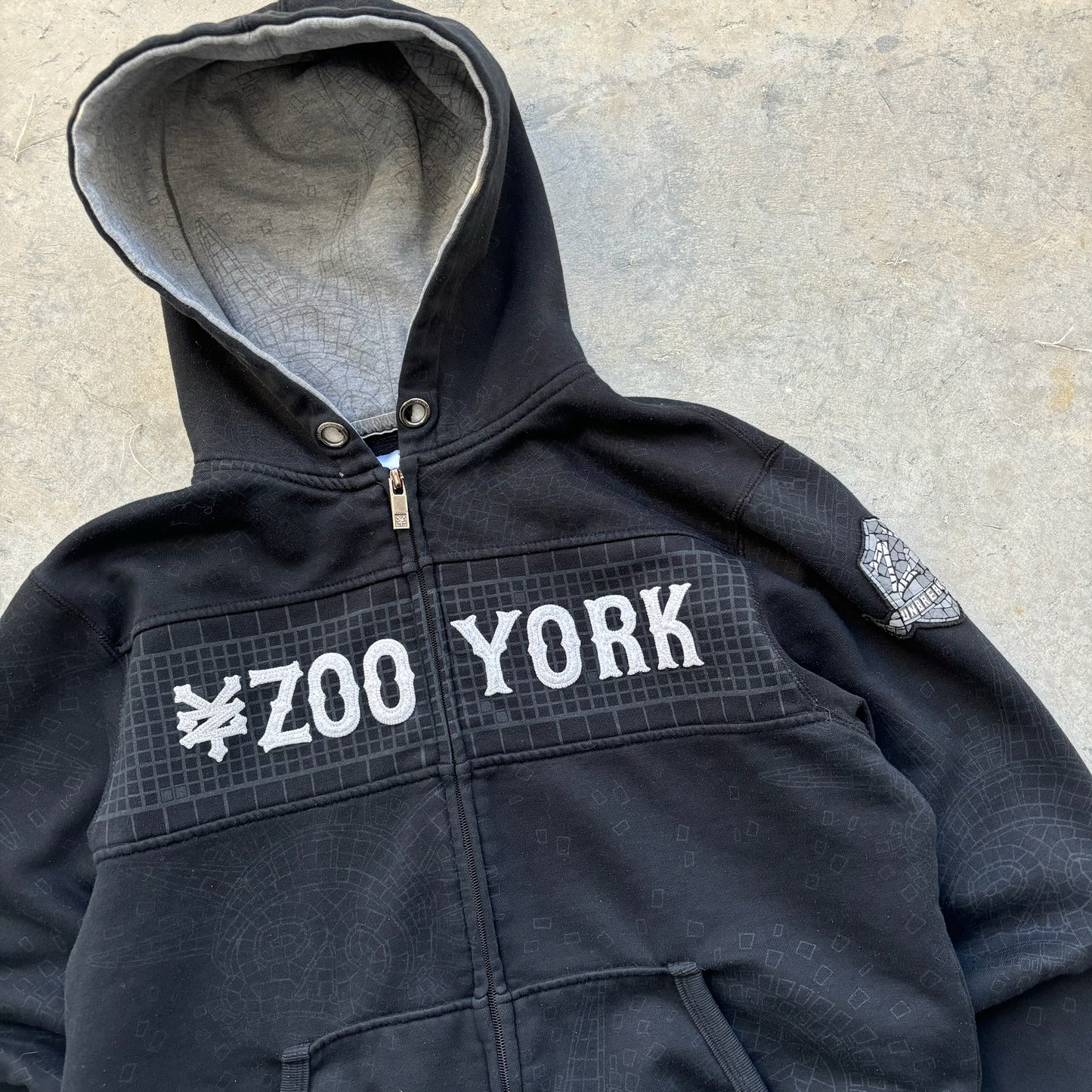 Zoo York Zip Up Hoodie - M