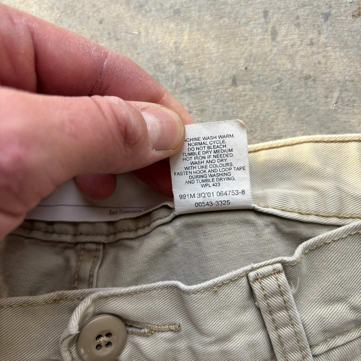 Levi’s Cargo Pants 32x28”