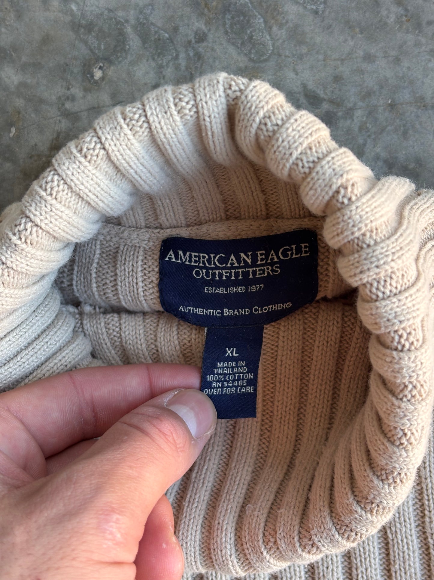 American Eagle Turtle Kneck - XL