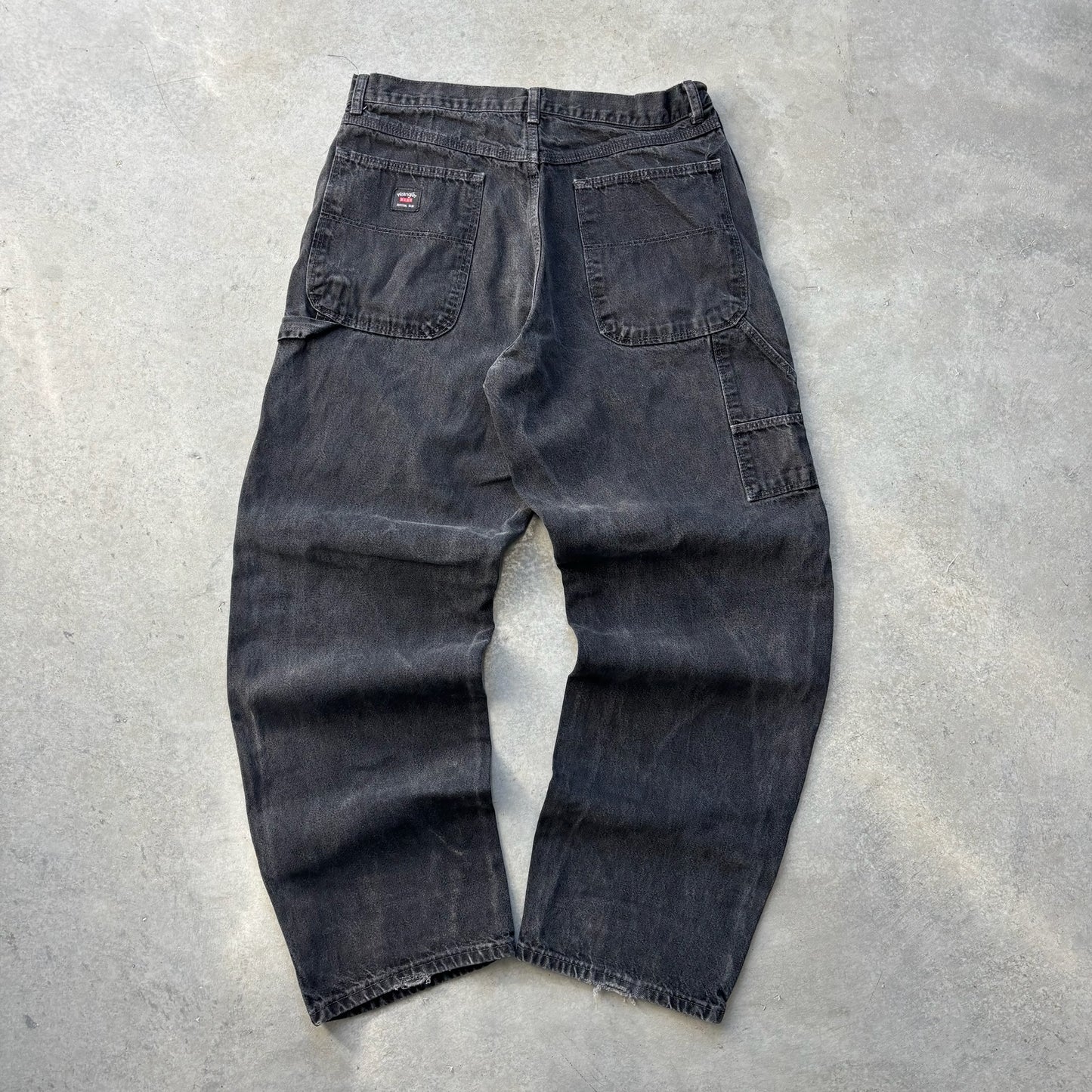 Wrangler Carpenter Pants 32x32”