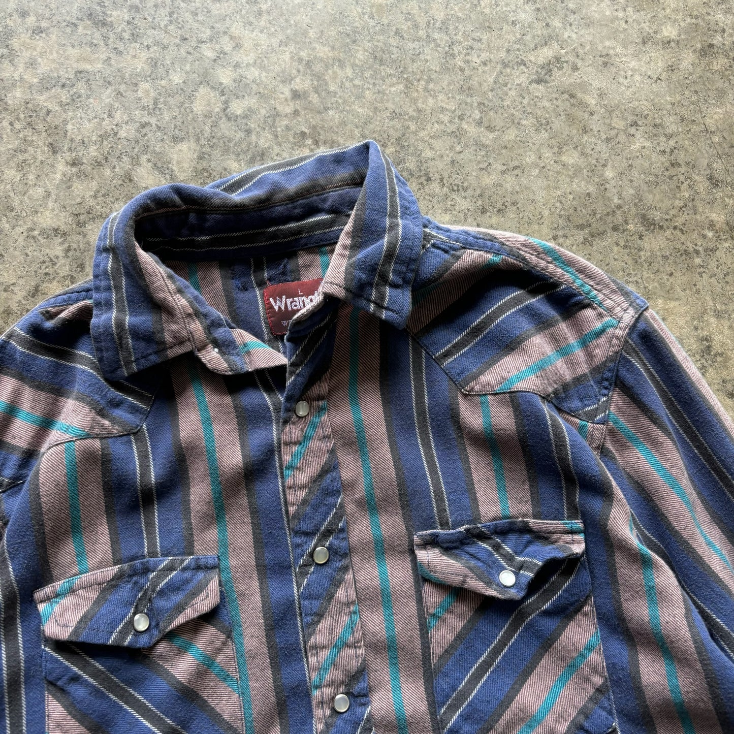 Wrangler Button Up - L