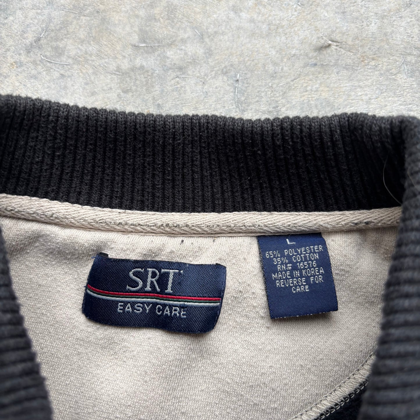 SRT Sweater - L