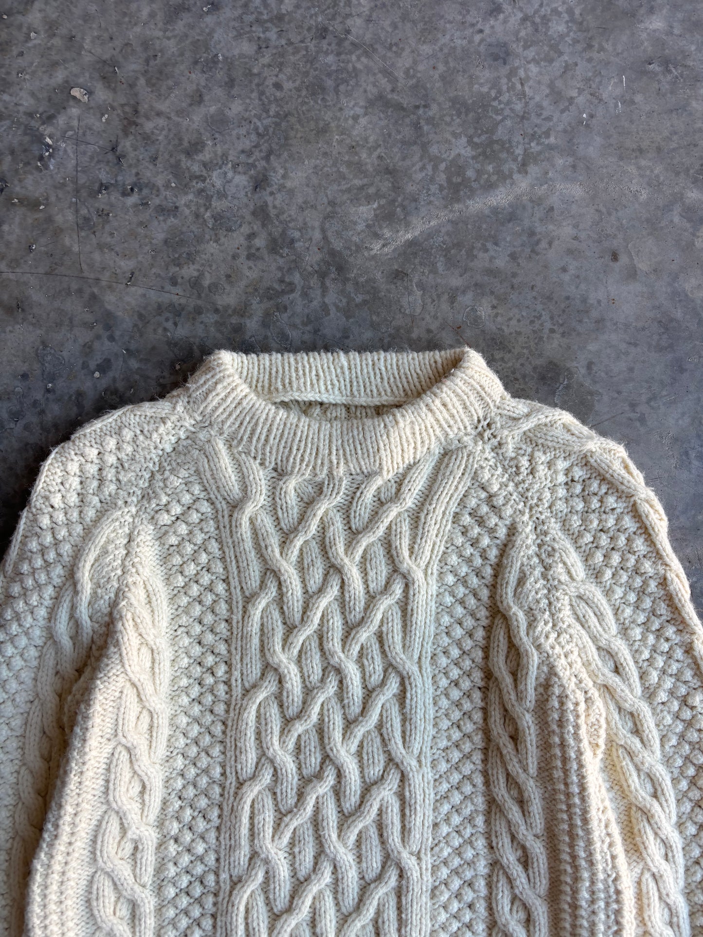 Women’s Wool Sweater - M