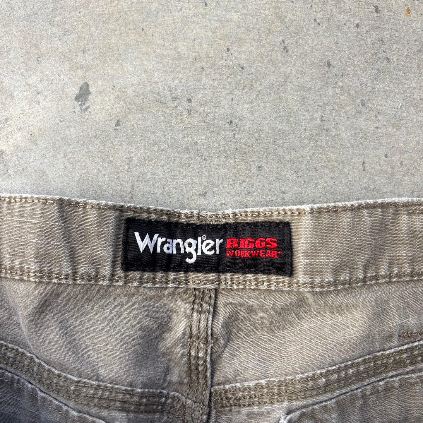 Wrangler Riggs Pants 34x33”