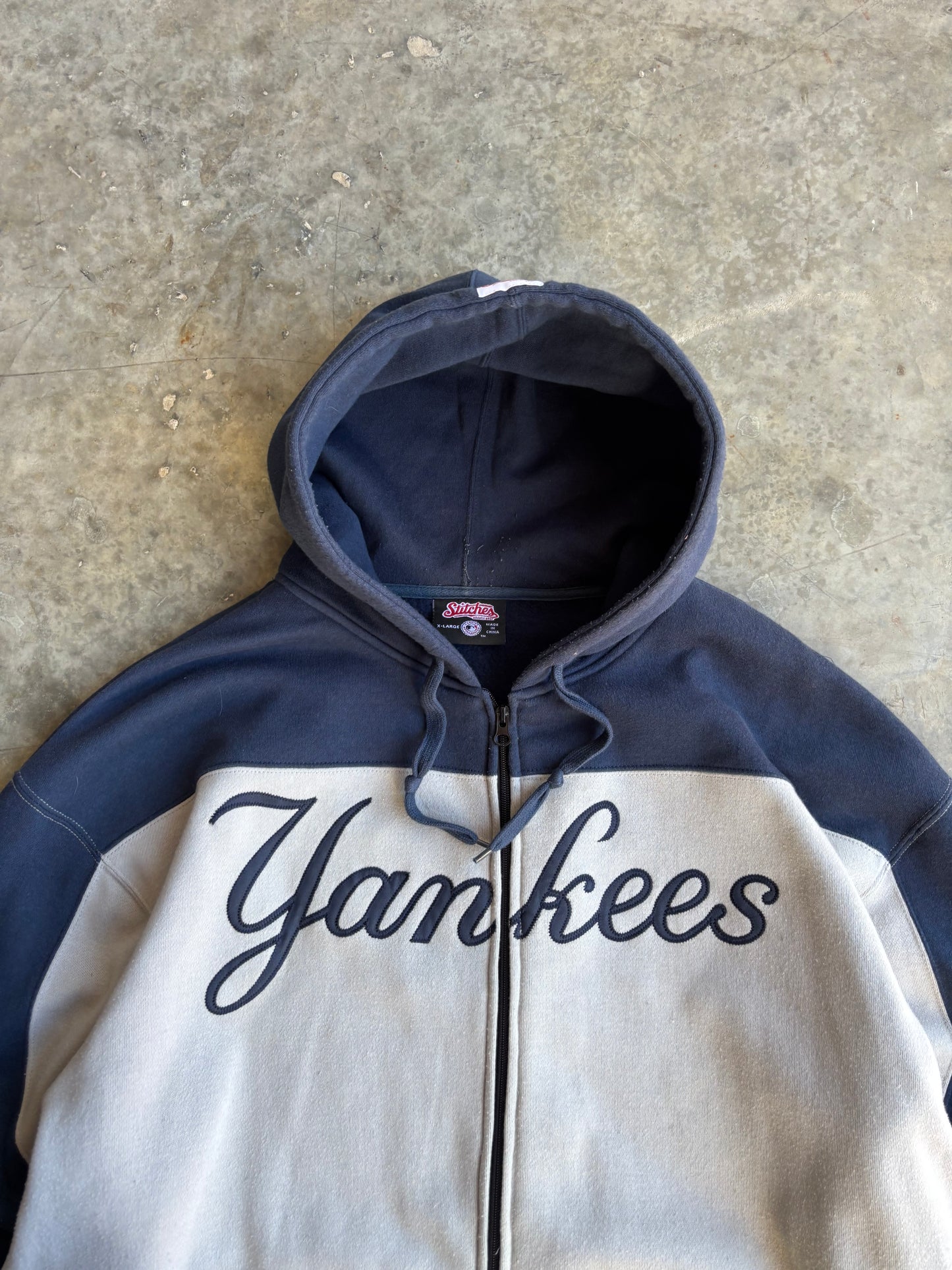 Yankees Hoodie - XL