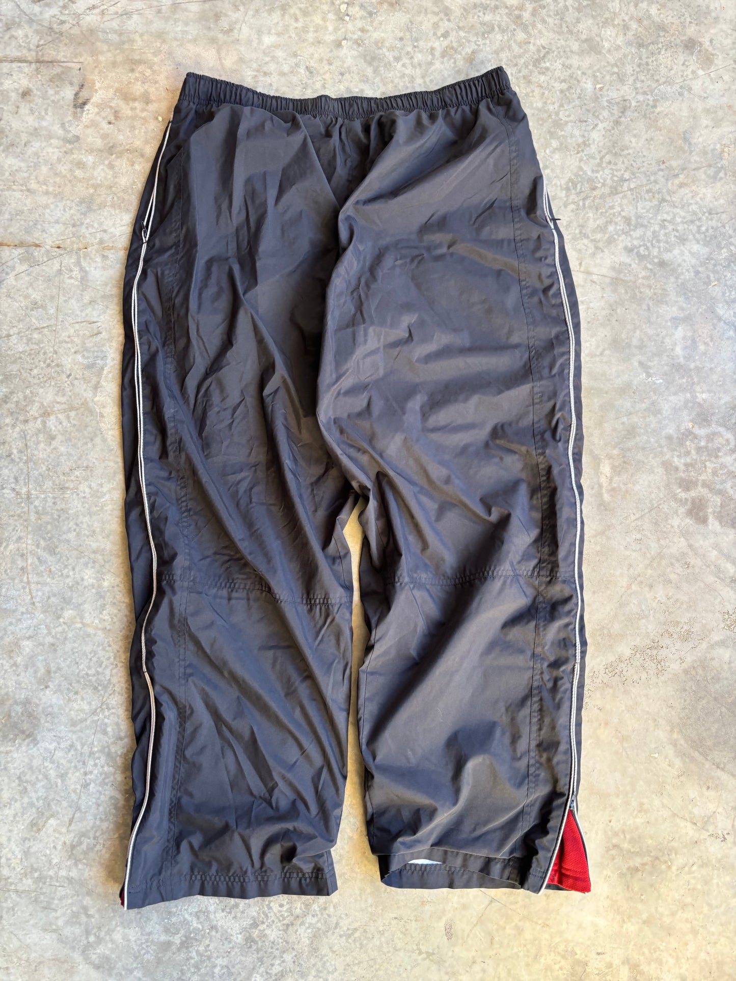 Emerge Track Pants - L