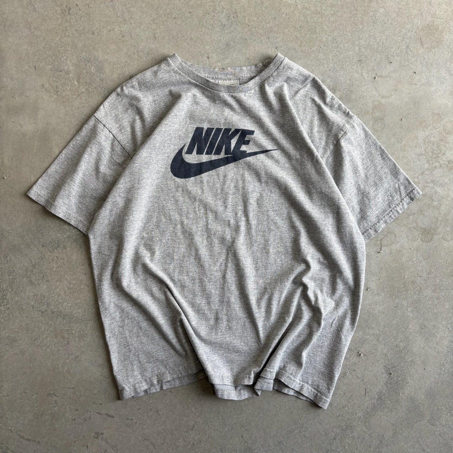 Nike Shirt - L