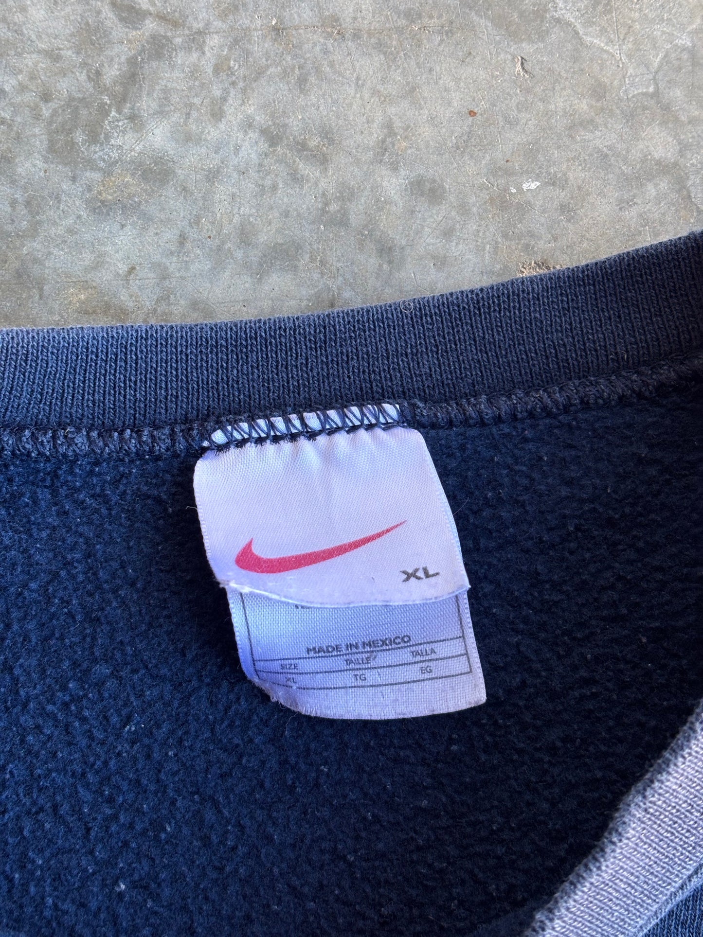 Nike Crewneck - XL