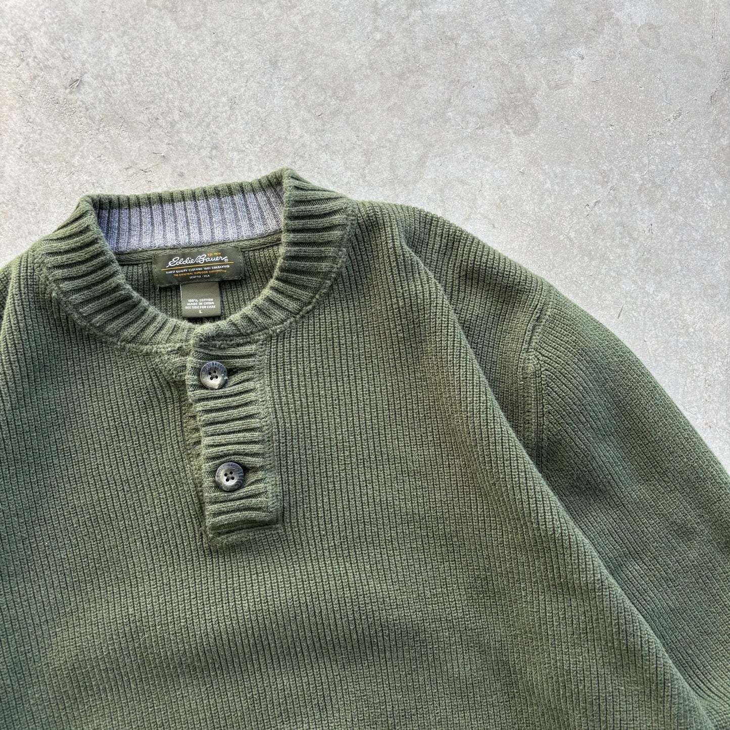 Eddie Bauer Sweater - L