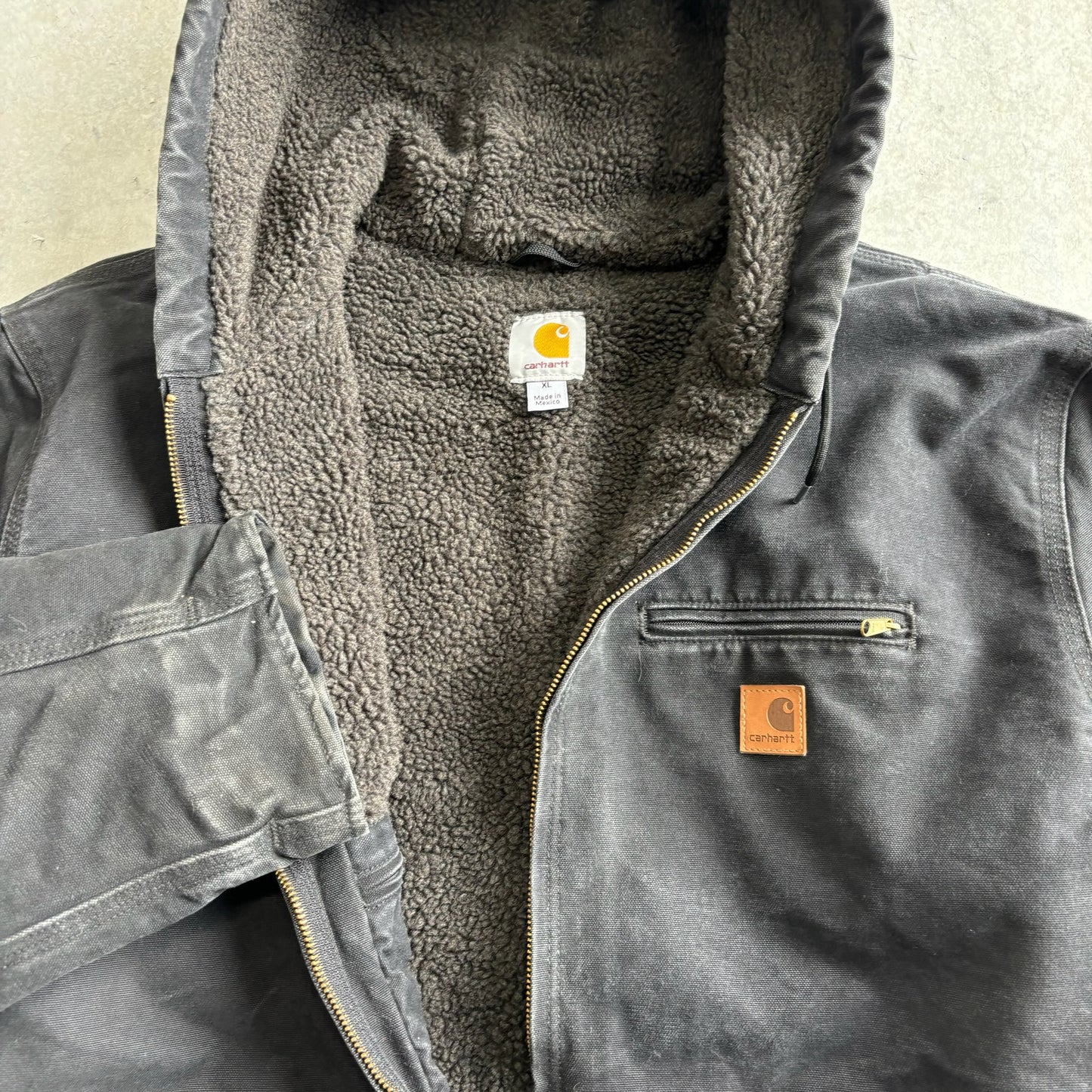 Carhartt Hooded Detroit Jacket - XL